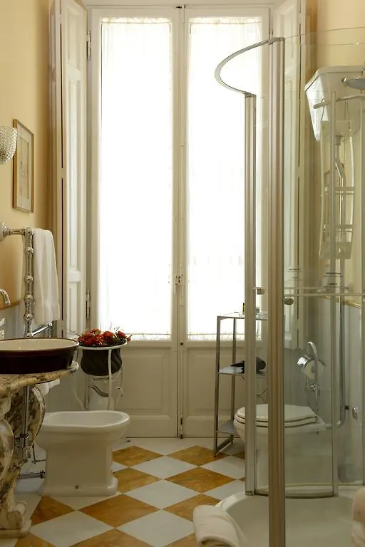 Bed and Breakfast Trentatre Флоренция Отель типа 