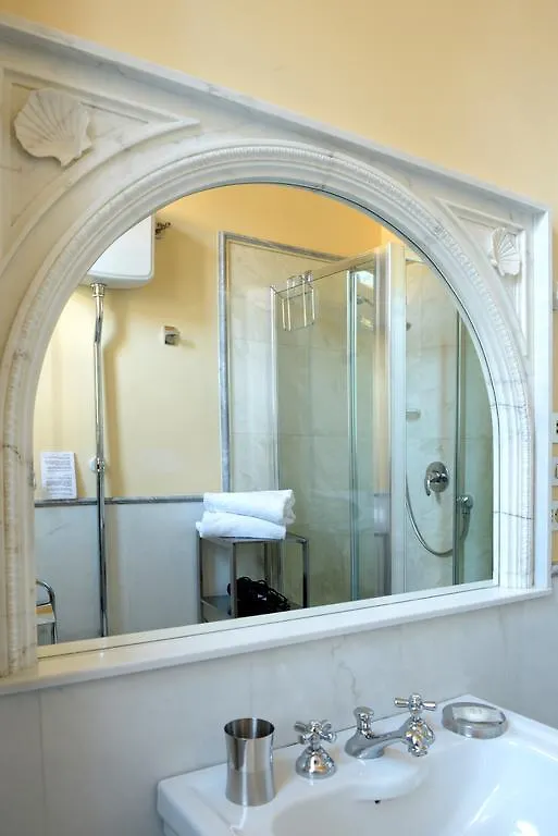 Bed and Breakfast Trentatre Флоренция