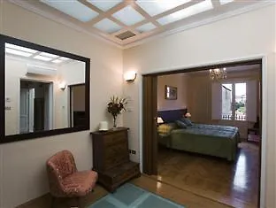 Bed and Breakfast Trentatre Флоренция Отель типа 