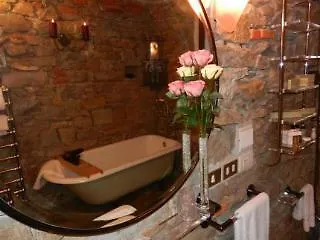 Bed and Breakfast Trentatre Флоренция 5*,  Италия
